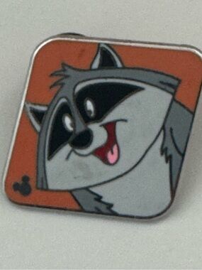 5/$25 Disney Meeko from Pocahontas Pin